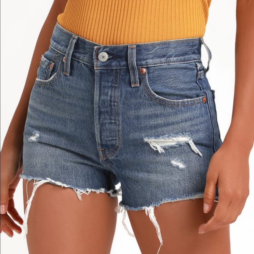 Levi’s Women’s 501 Shorts
